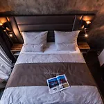 Nutrend World Hotel