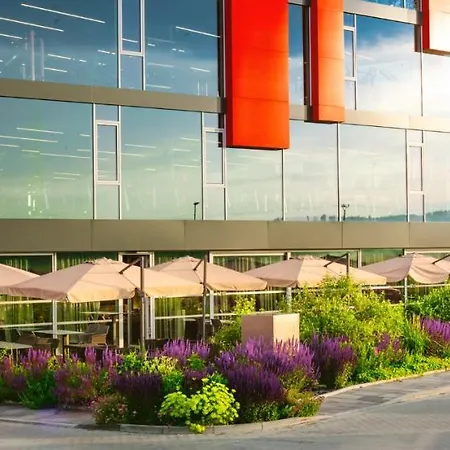 Nutrend World Hotel 4*