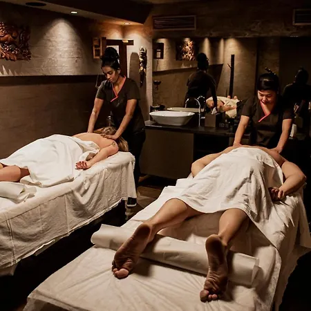 Nutrend World Hotel 4*