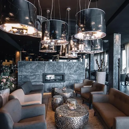 Hotel Nutrend World
