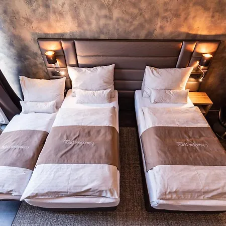 Hotel Nutrend World